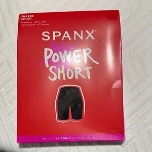 SPANX Power Short in Black. Size large